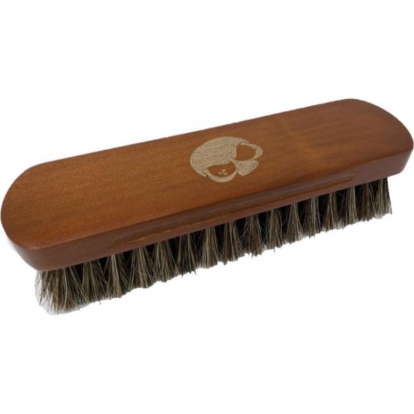 Nuke Guys Leather Horse Hair Brush mit Holzgriff und Skull